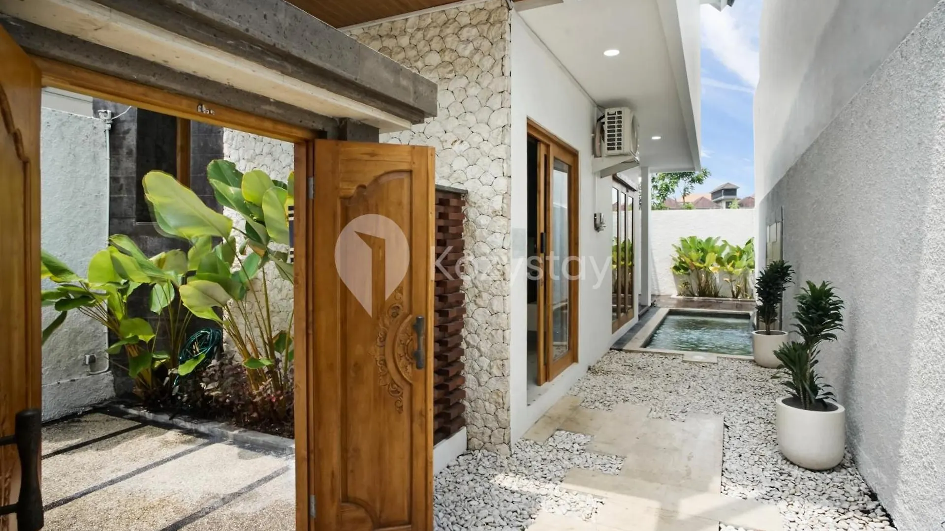 Calisee Villa By Kozystay - Denpasar Seminyak