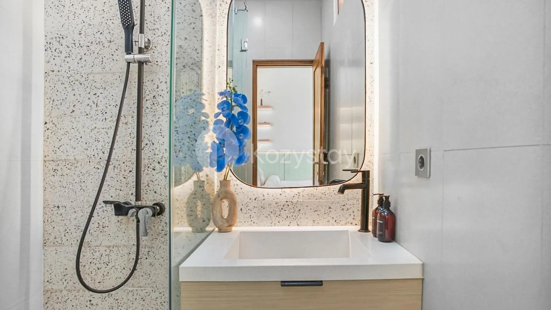Apartment Calisee Villa By Kozystay - Denpasar Seminyak